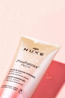 Gelée de douche délicate Prodigieux Floral