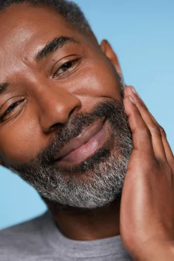Huile pour barbe