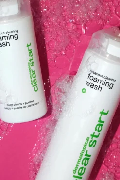 Mousse nettoyant anti-imperfection Breakout Clearing Foaming Wash