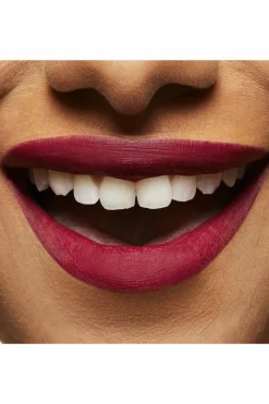 Rouge à Lèvres Powder Kiss