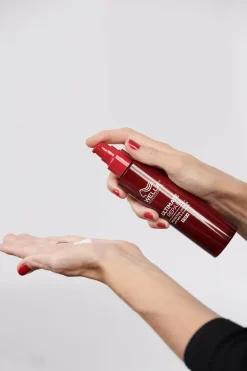 Soin Protecteur sans rinçage pour cheveux abîmés Ultimate Repair