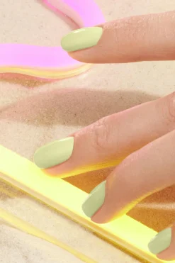Vernis semi-permanent Green Flash Les verts